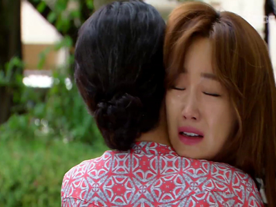 민정(이유리), 혜옥(황영희)에 독설 "왜 이렇게 무능해?" 클립 이미지