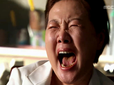 미녀(김해숙), 중구(이덕화)와 동반 자살 실패로 돌아가 '분노의 함성' 클립 이미지