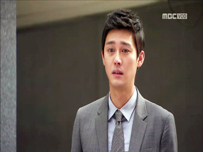 지상(성혁) 애틋한 부성애, 친딸 비단(김지영) 다친 무릎에 눈물까지 글썽