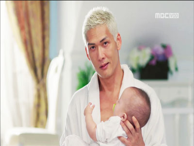 god 박준형 카메오, '육아일기'&'어머님께' MV 완벽 재현 클립 이미지