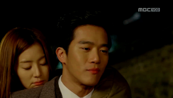 취중진담-만취 수인(한지혜), 우석(하석진) 등에 업혀 진심 털어놔 "도움되는 여자 만나라" 클립 이미지