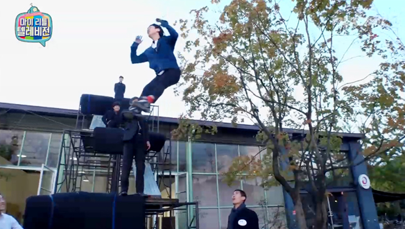 '김연아도 울고 갈 트리플 악셀!', 모르모트PD의 와이어 액션 클립 이미지