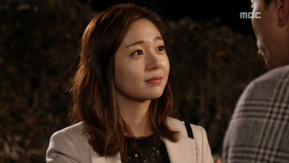 "이게 내 답이야"…사월(백진희), 찬빈(윤현민) 인사에 볼 뽀뽀 '로맨틱' 클립 이미지