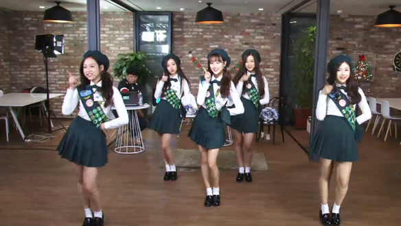 [해요TV] 에이프릴, 'Muah' 클립 이미지