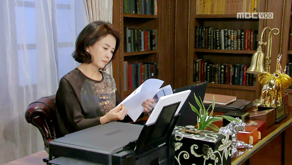 신제품은 표절작-희라(김미숙), 민준(이종혁) 무너뜨릴 계획 진행 클립 이미지