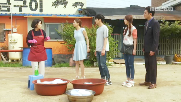 "왜 이러새요!", 마침내 발견된 정옥(양금석), 송아(윤세아) 못 알아봐 클립 이미지