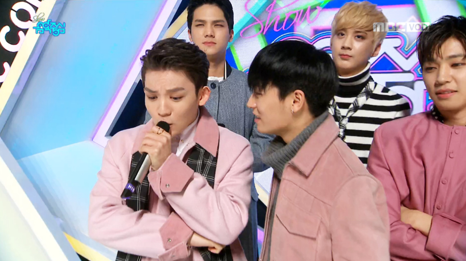 틴탑, 콜라보 개인기