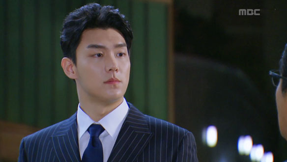 "같이 일 할 수 있을지 없을지는 두고 보죠" 주문식(김형종)을 냉정하게 대하는 구현준(박정욱) [1회] 클립 이미지