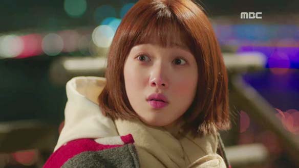 "한 달만 나 만나봐"…준형(남주혁)♥복주(이성경), 서로에게 첫사랑이 될 수 있을까? 클립 이미지