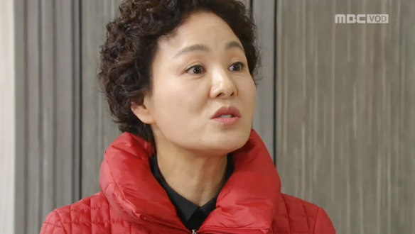 "내 딸이었으면 비오는 날 먼지나게 맞았어!", 청실(이상숙), 재경(유호린) 거짓말에 '분노' 클립 이미지