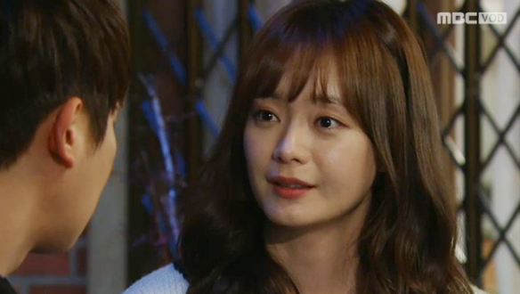 "나랑 결혼해줄래요", 홍주(송원근)에게 프로포즈 하는 승리(전소민) '감동' 클립 이미지