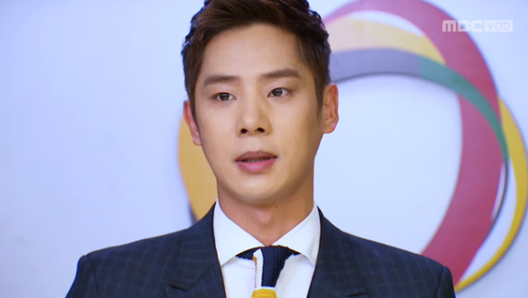 "이 사람이 바로 제 아들입니다", 동천(한진희), 아들 홍주(송원근) 회사에 공개 클립 이미지