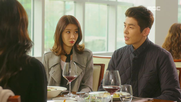 미모(장나라)·승재(김사권), 수혁(정경호)·시아(장준유)에 '전 부부' 사이 숨겼다 클립 이미지