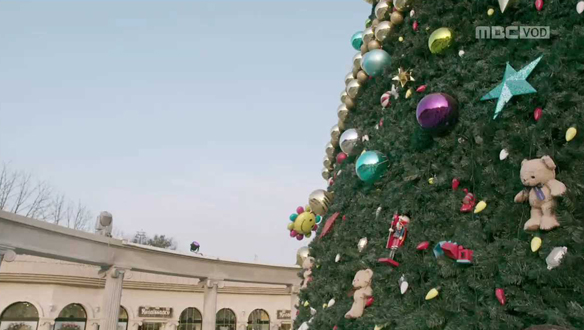 놀이공원 데이트 중 지훈(이서진)의 등장에 결국 울음 터진 은성(신린아) 클립 이미지
