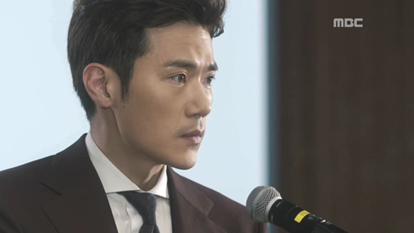 "민선재 회장님, 저는 김스완 기자입니다"…결국 선우그룹 손에 넣은 선재(김강우), 자충수였던 까닭은? 클립 이미지