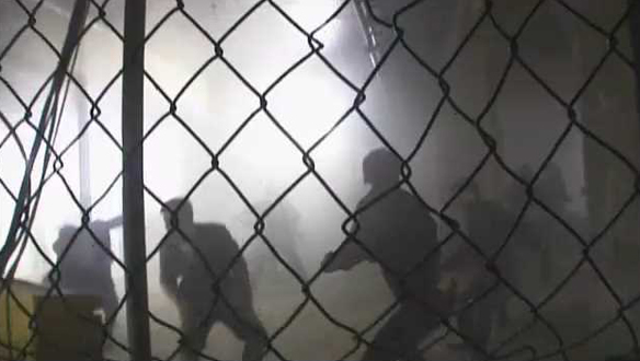 마약사범 소탕에 성공한 히트팀 클립 이미지