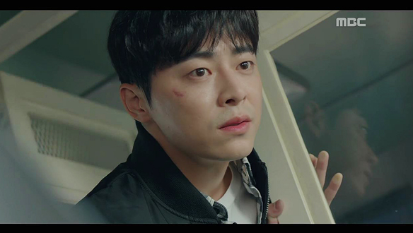 '이번 사건 함께 해결한 파트너'…공수창(김선호)을 파트너로 인정한 차동탁(조정석) 클립 이미지