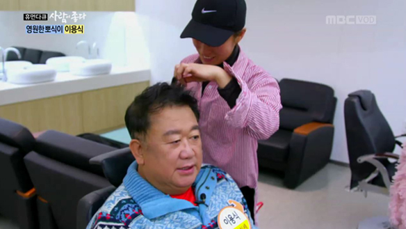 "살아있음을 확인하려 자꾸 농담"…한시도 가만히 있지 않는 '웃음보따리' 이용식  클립 이미지