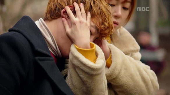 "나도 껴줘요, 나는 울타리 할게요"…준오(정경호)에 마음 전하는 봉희(백진희) 클립 이미지
