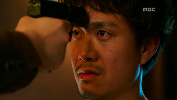 "살인자, 준오로 하자"…도팔(김법래), 기준(오정세)·지아(이선빈)까지 '배신자'로 만드나 클립 이미지