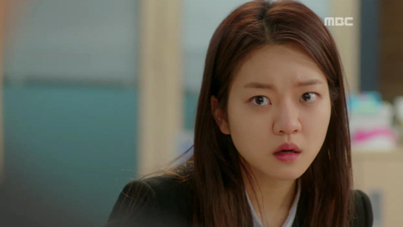 "우리 얘기해 줘야 돼요"…건강검진 받은 기택(이동휘)·강호(이호원), 결국 시한부는 호원(고아성) 클립 이미지