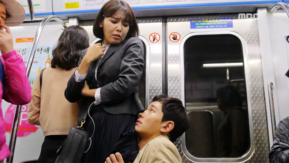 "야! 이 변태야~!!"…루리(최수영)·태양(온주완), 오해로 시작된 범상치 않은 '첫 만남'  클립 이미지