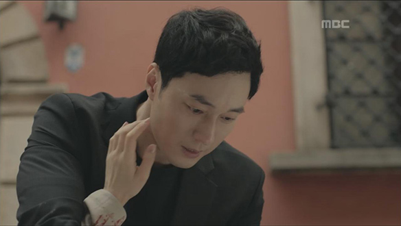 "연경아, 죽지마"…본(소지섭), 눈 앞에서 피격 당한 최연경(남규리)에 오열 클립 이미지