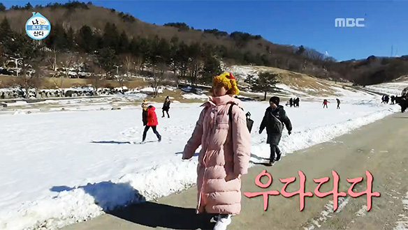 박나래, 초등학생들 사이에서 '인기 폭발'…피리 부는 '초통령' 나래코기 클립 이미지