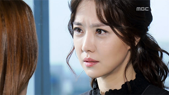 “준희 씨 앞에 알짱거리지 말란 말이야“…유란(김해인), 인영(신다은)에 경고