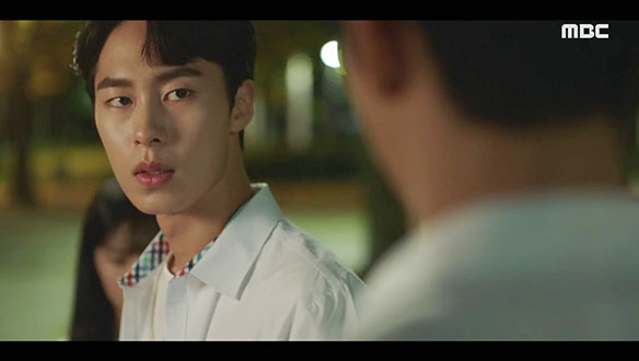 "뭐 할 말 있어?"…하루(로운)에게 시비 거는 백경(이재욱) 클립 이미지