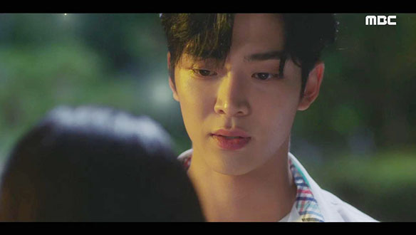 "나 여기 있어"…방황하는 단오(김혜윤) 앞에 나타난 하루(로운) 클립 이미지