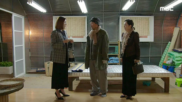 "엄마가 의심받게 하잖아!"…둘의 관계를 의심하는 이나비(서혜진) 클립 이미지