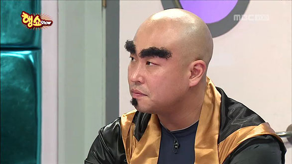 공격을 빈틈없이 막아내는 사나이 클립 이미지