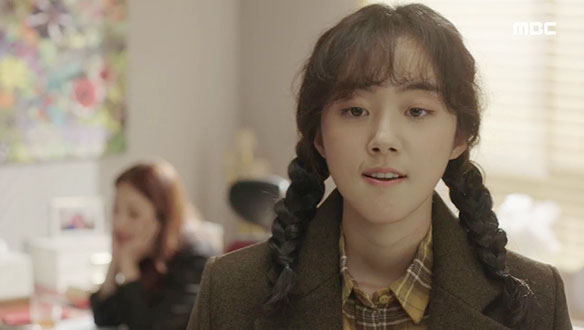 "커피색 맞쥬?"…금박하(박세완) 똥개훈련 시키는 나해리(박아인) 클립 이미지