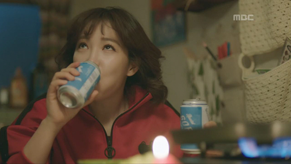 "역시 내 집이야"…몸 되찾은 보미(이유리)와 봄(엄지원) 클립 이미지