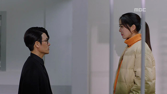 "내 엄마 목소리 어디다 빼돌렸냐고"…청이(이소연)를 의심하는 풍도(재희) 클립 이미지