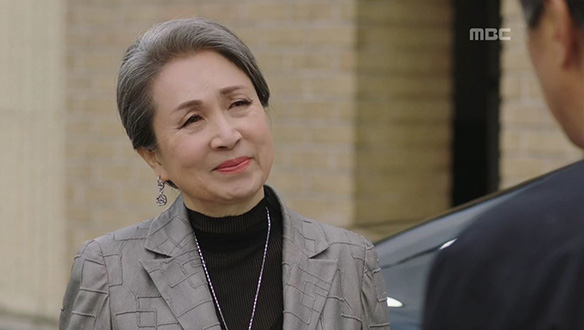 "자네를 믿으니까 부탁하는 거네"…마영인(오미연)의 부탁 클립 이미지