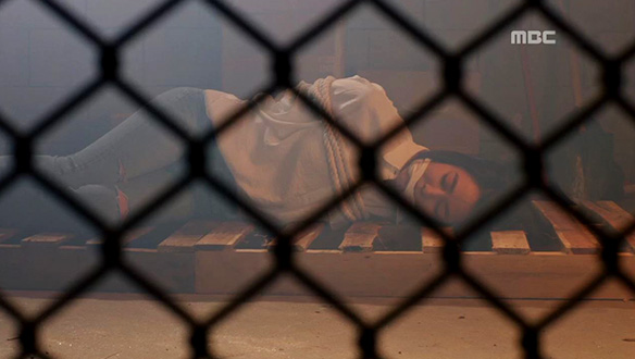 "피 끓는 부정 제대로 보여줘야지?"…청이(이소연) 남치되다! 서필두(박정학)의 계략 클립 이미지