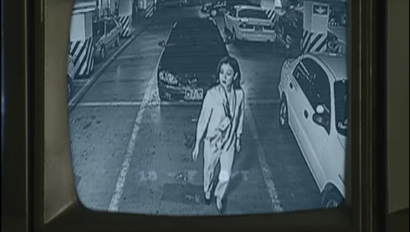 "어디서 어떻게 사고가난거죠?'" CCTV를 확인하는 우진(한재석) 클립 이미지