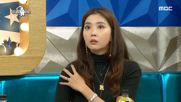 심심하면 탈골되는 오윤아, 하다 하다 양팔 탈골까지?! 클립 이미지