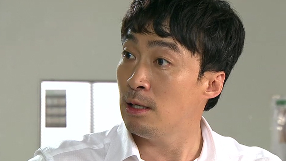 “이 환자 한 발만 물러서면 죽습니다.“ 심평원보단 환자가 중요한 인혁(이성민)