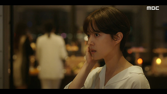 "몸 조심해"…다빈(심혜연)의 유괴를 막기 위해 움직이는 애리(이세영)와 친구들 클립 이미지