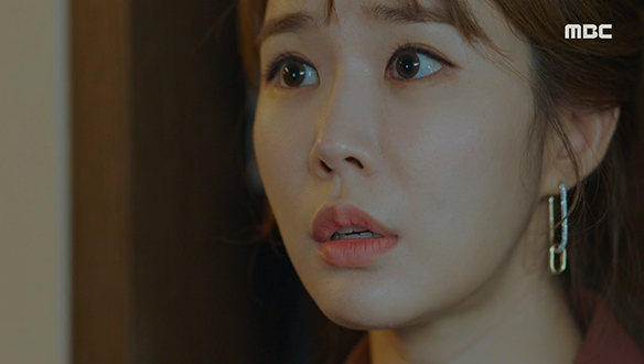 "왜 우리 시어머니가.." 강태룡(정석용)을 만난 시어머니(김혜옥)를 목격한 아람(유인나) 클립 이미지