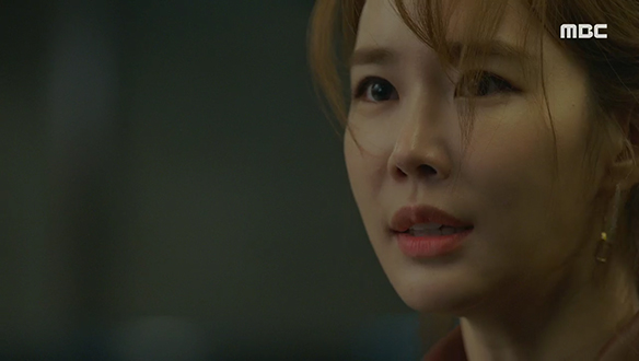 "나한테 거짓말하지 말라고 했죠" 보스의 정체를 알아채고 분노하는 아람(유인나) 클립 이미지