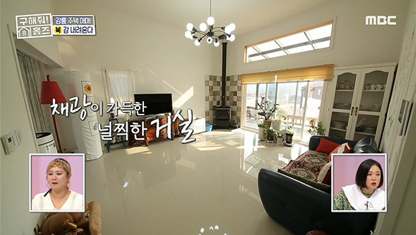 <강릉시 사천면 노동리 감 내려온다> 주렁주렁 매달린 감 사이로 쏟아지는 햇볕! 왠지 감 좋은 집♡