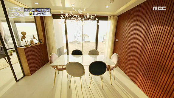 <화성 팔탄면 피시앤커피> 품격 있는 인테리어에 환상적인 뷰 맛집! 클립 이미지