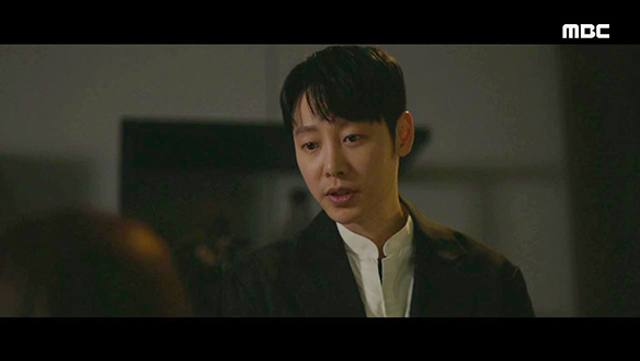 "1분이면 돼요. 괜찮죠?"…불안해하는 하진(문가영) 안심 시키는 정훈(김동욱) 클립 이미지