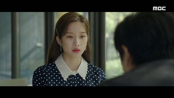 "그것까진 몰랐나 보네"…하진(문가영)을 혼란스럽게 만드는 유교수(김창완)의 말 클립 이미지