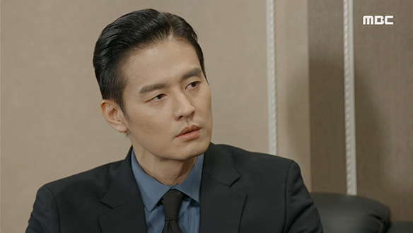 "다 뿌린 대로 거두는 겁니다"…한회장(남경읍)의 추궁에 본색을 드러내는 민혁(윤종화) 클립 이미지