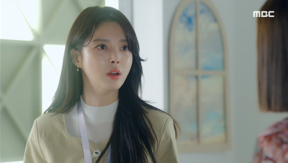 "너한테 주는 마지막 기회야"…재경(오승아)이 사건의 진범인 걸 알게 된 선화(엄현경) 클립 이미지